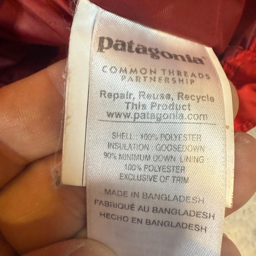 Patagonia Womens Down Sweater Jacket Red Puffer Full Zip Goose Down Medium - Picture 5 of 7